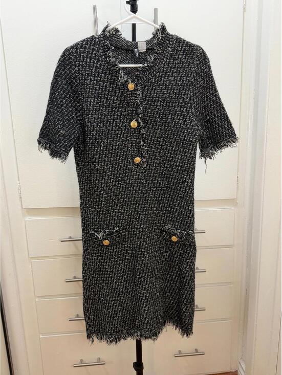 H&M Dresses & Skirts - H&M Tweed Dress Black White Fringe Gold Button Short Sleeve Women’s M